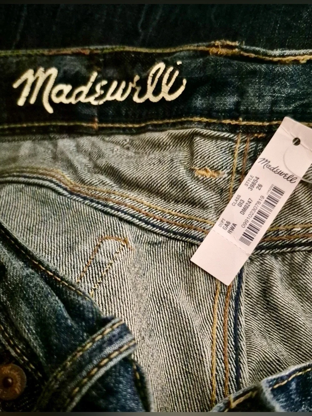 Madewell NWT Distressed Patchwork Denim Bermuda Shorts Size 26